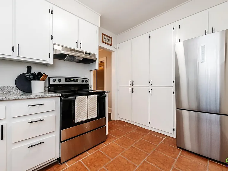 1304 Georgia Ave — Photo 24