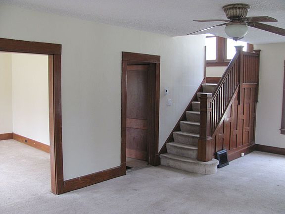 5th image of 224 Christian Ave