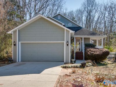 518 Carrsbrook Rd SE, Huntsville, AL, 35803