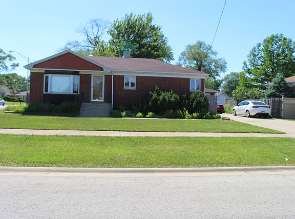 3rd image of 8050 Neenah Ave