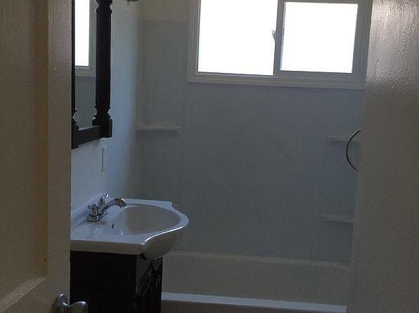 2nd image of 1352 Madera Ave
