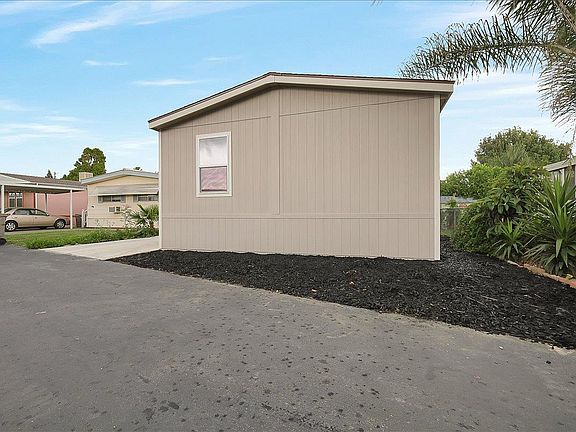 3rd image of 907 Bourn Dr Space 99