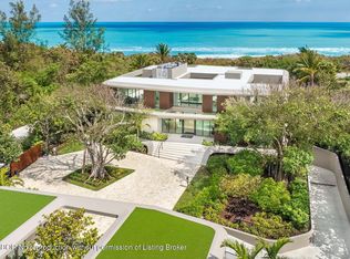 310 SE Beach Rd, Hobe Sound, FL 33455