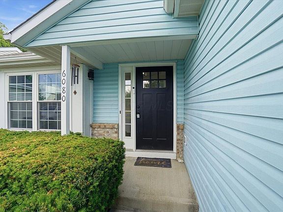 3rd image of 6080 Leafridge Ln