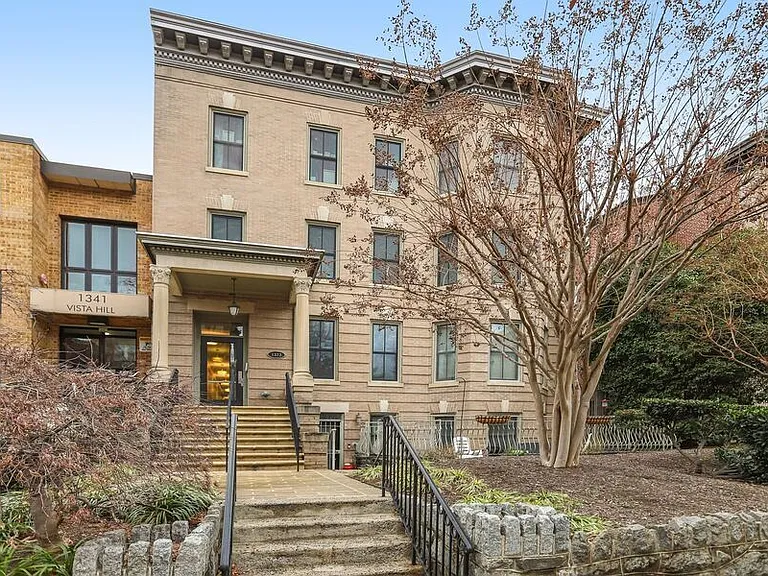 1323 Clifton St NW #13 — Photo 33