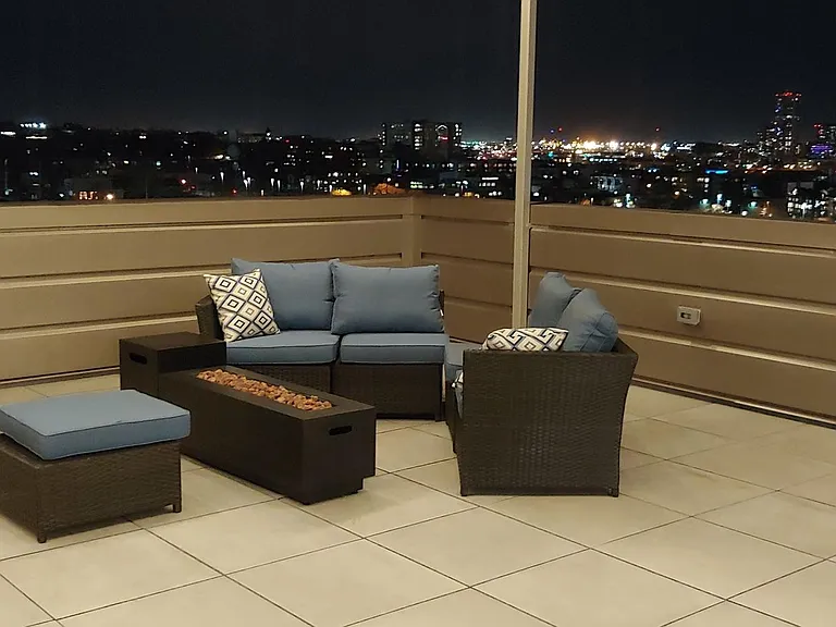 Mile High Apartments at Sloan's Lake — Photo 32