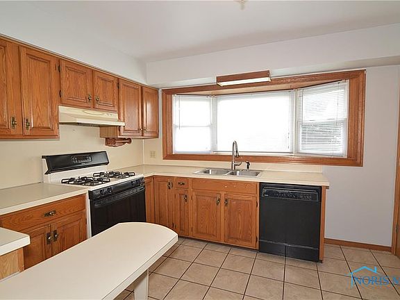 5th image of 4506 288th St