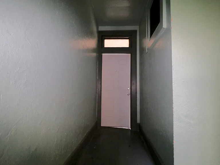 160-164 New York Ave #2 — Photo 6