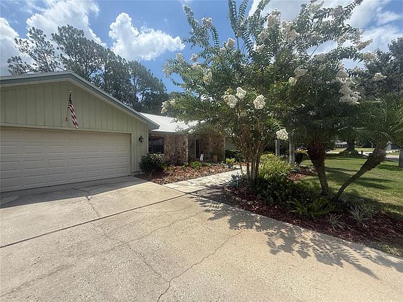 5th image of 2215 TONIWOOD LANE