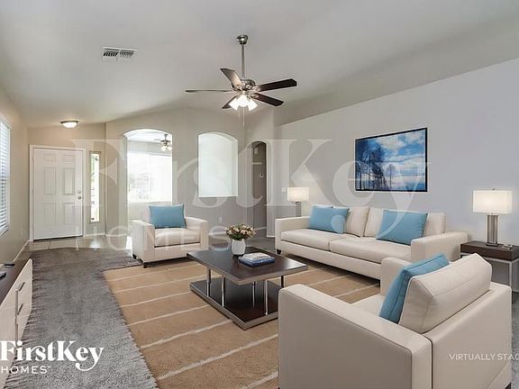 3rd image of 31459 N Claridge Cir