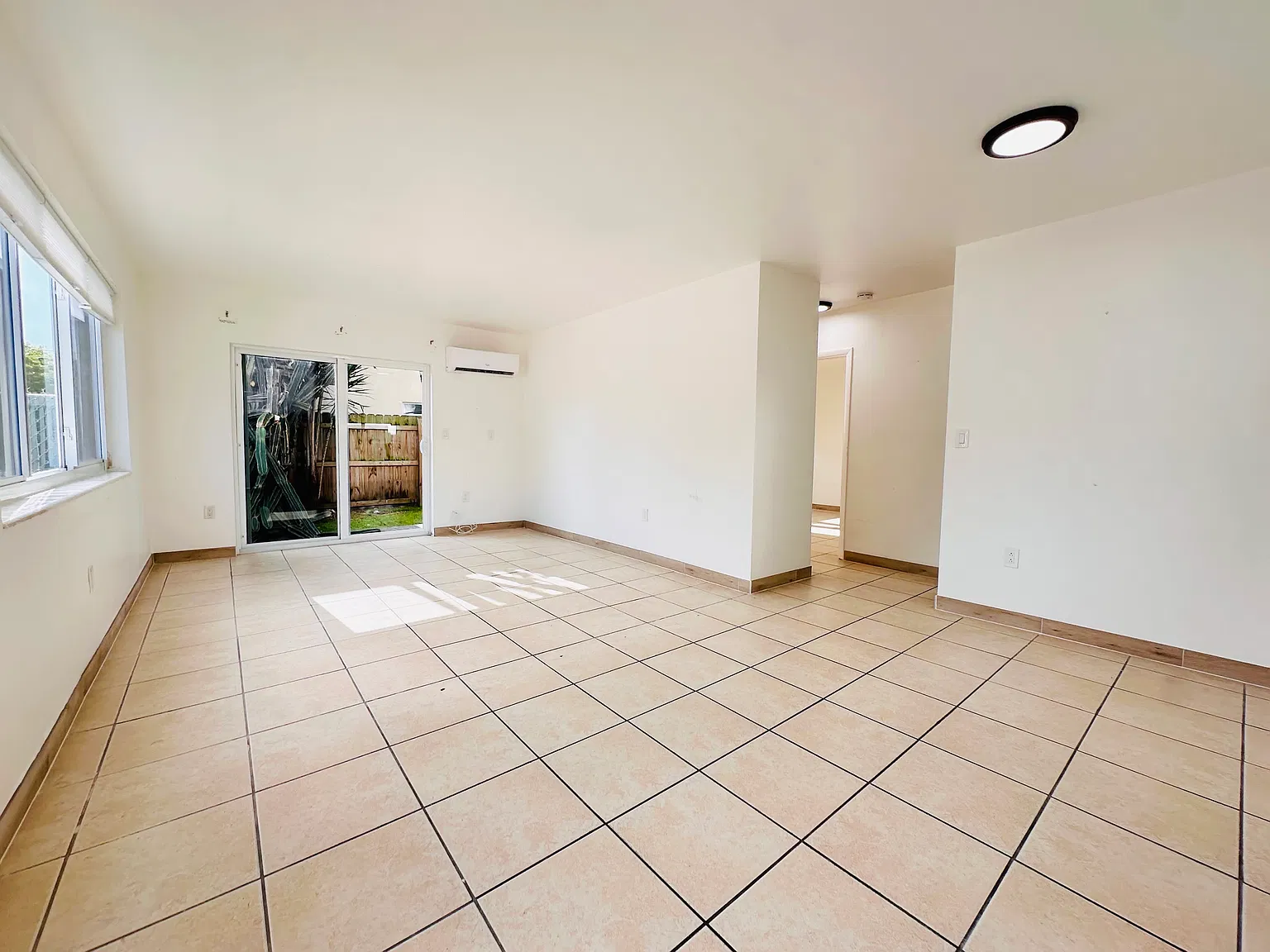 1 bed, 700 sqft, $1,675 — Photo 2
