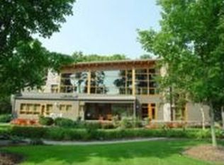 4394 End O Woods Dr, Benton Harbor, MI 49022