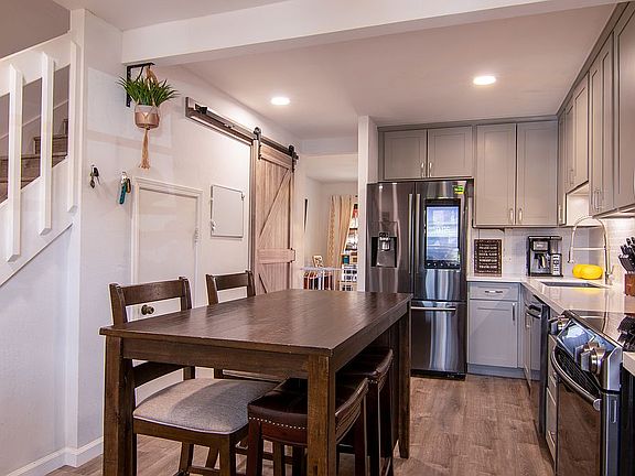 3rd image of 94-1480 Lanikuhana Ave APT 525