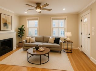 165 W 2nd St #1, Boston, MA 02127