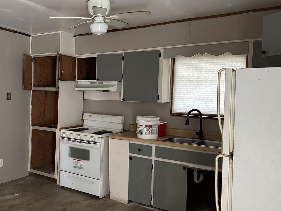 2nd image of 306 E St