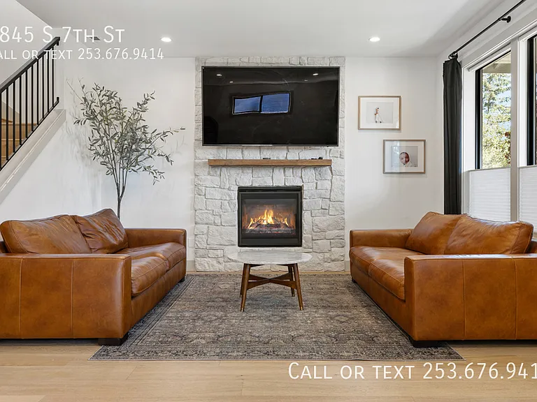 4845 S 7th St — Photo 7