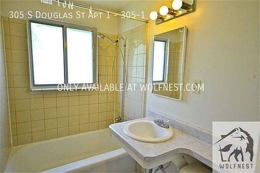 4th image of 305 S Douglas St APT 1-305-1