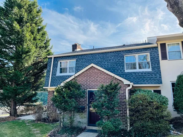 165 Old Forge Xing, Devon, PA 19333