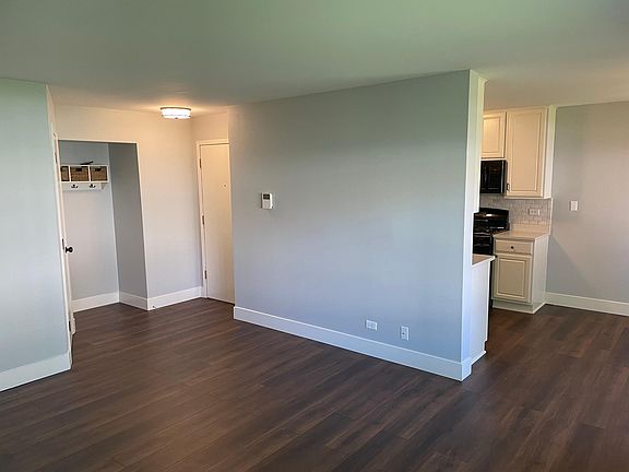 4th image of 645 N Deer Run Dr Unit 645