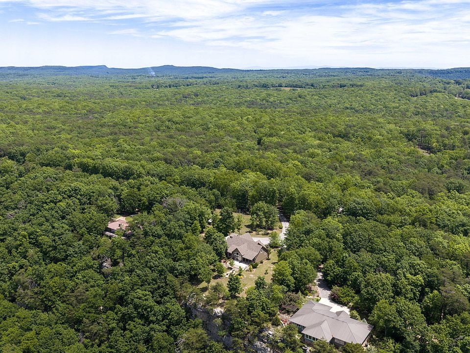 73rd image of 3099 Sunset Dr
