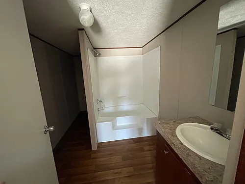 Floor plan 305