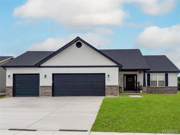 1013 Samwise St, Wright City, MO 63390