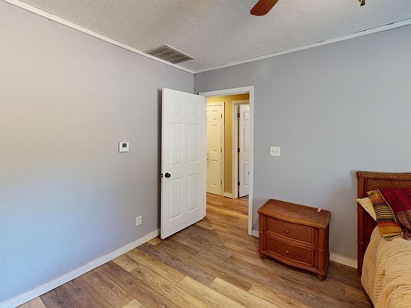 26th image of 1532 Jackson Hill Rd