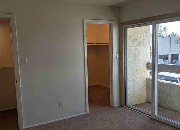4th image of 2652 N 43rd Ave #B11