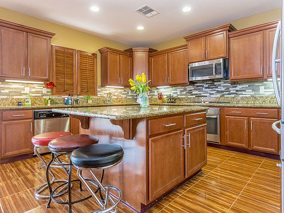 4th image of 28803 Brookhill Ct