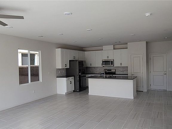 3rd image of 6623 Palmer Crest St