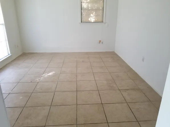1641 N Yarbrough Ct, Montgomery, AL 36110