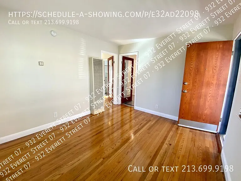 932 Everett St #7 — Photo 7