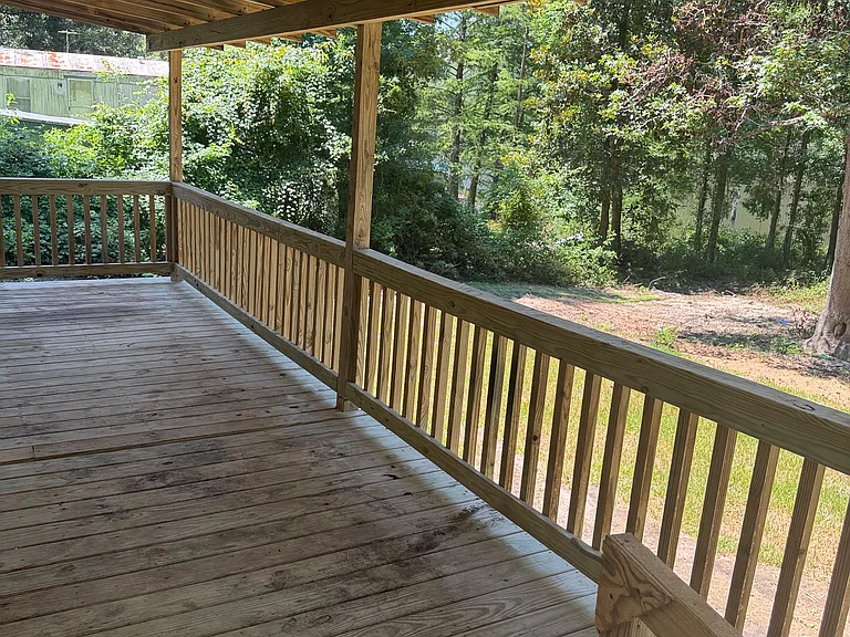 83 Caroline Dr — Photo 9