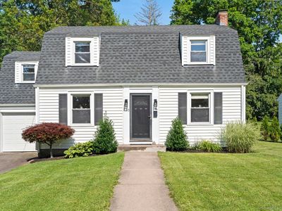 220 Auburn Road, West Hartford, CT, 06119