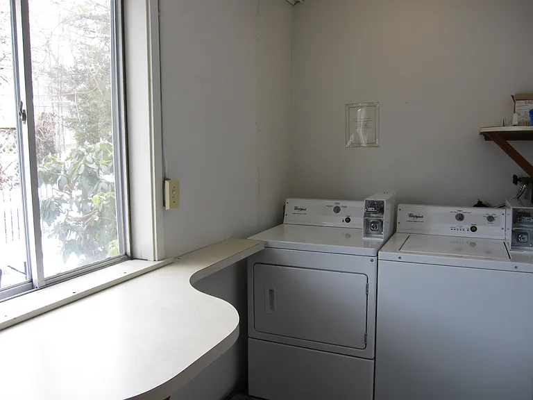 288 Pleasant St #7 — Photo 20