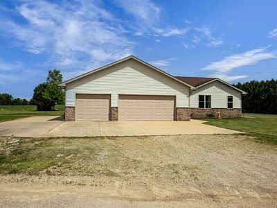 8388 Moeser Ln, Larsen, WI, 54947