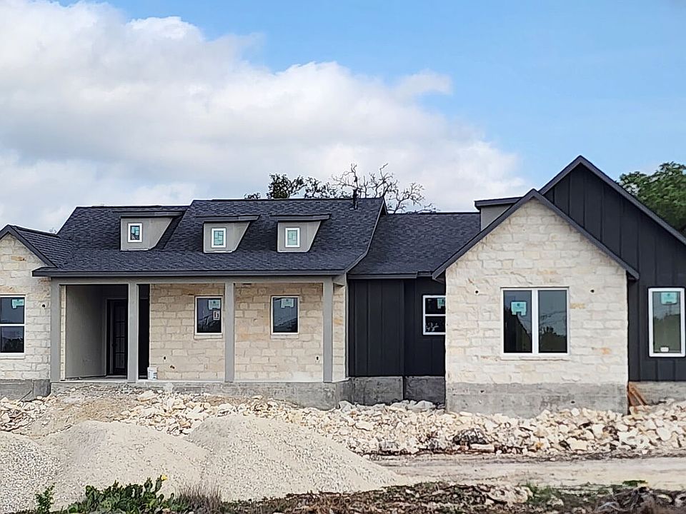 1st image of 129 Rayner Pl