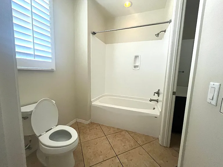 1134 Las Colinas Way — Photo 16