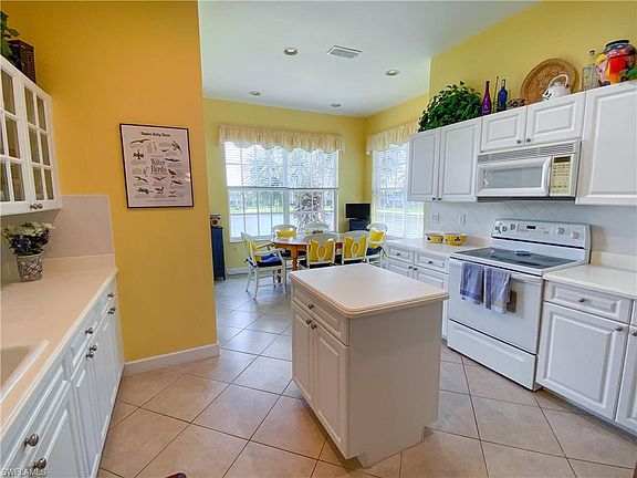 5th image of 9553 Cypress Hammock Cir APT 202