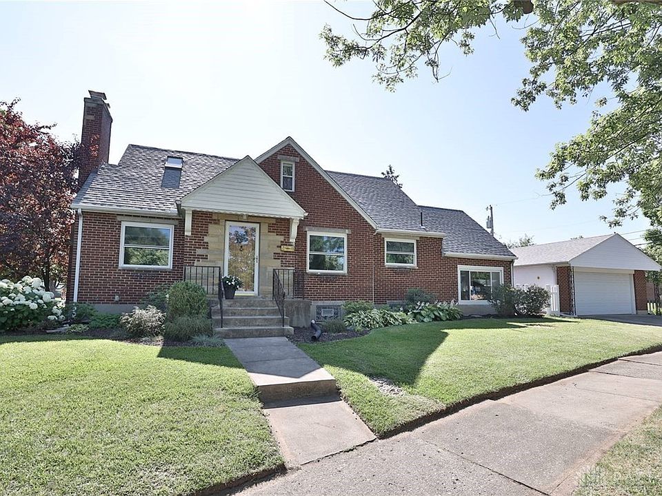 1st image of 404 Orchard Dr