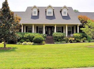 1910 Big Buck Ln, Sevierville, TN 37876