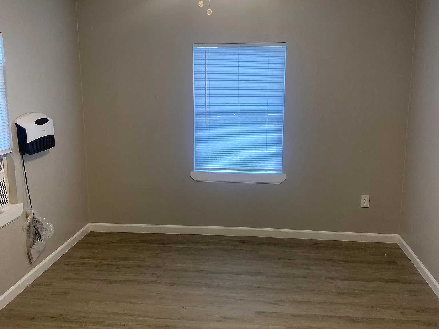 201 W Green Ave — Photo 2