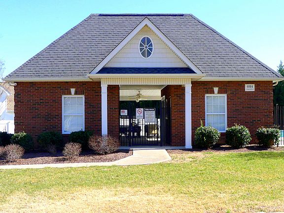3rd image of 7512 Willowcreek Pointe Ln