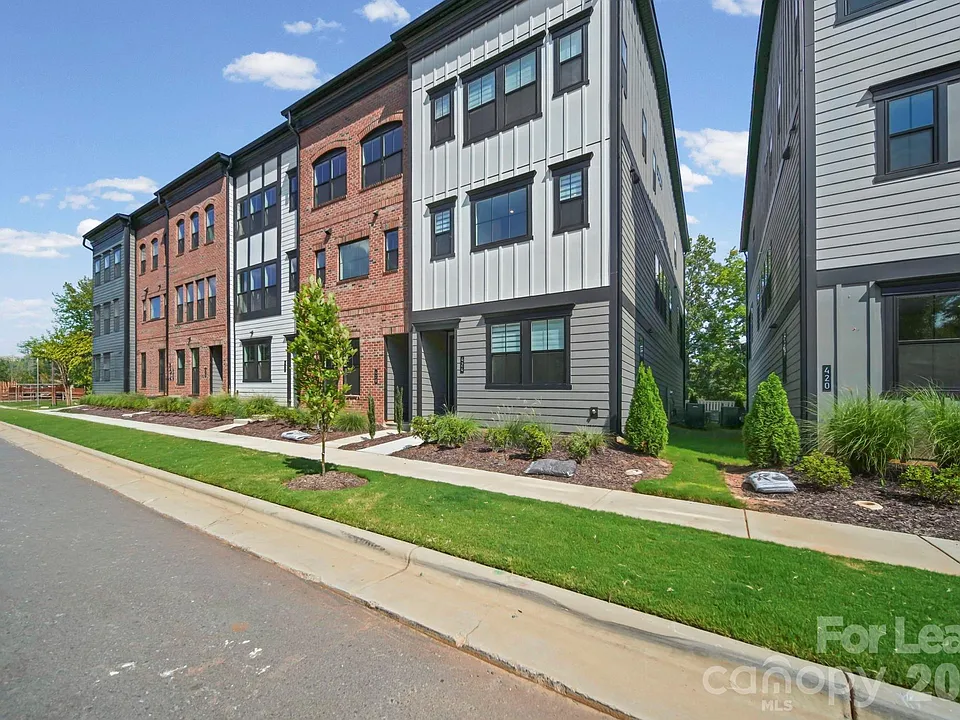 424 Old Town Village Rd #30