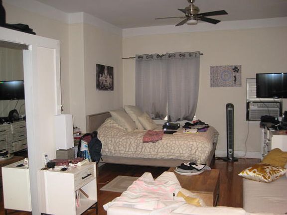4th image of 302 W 105th St APT 1A