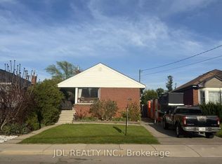 317 Parkdale Ave S, Hamilton, ON L8K 3P9