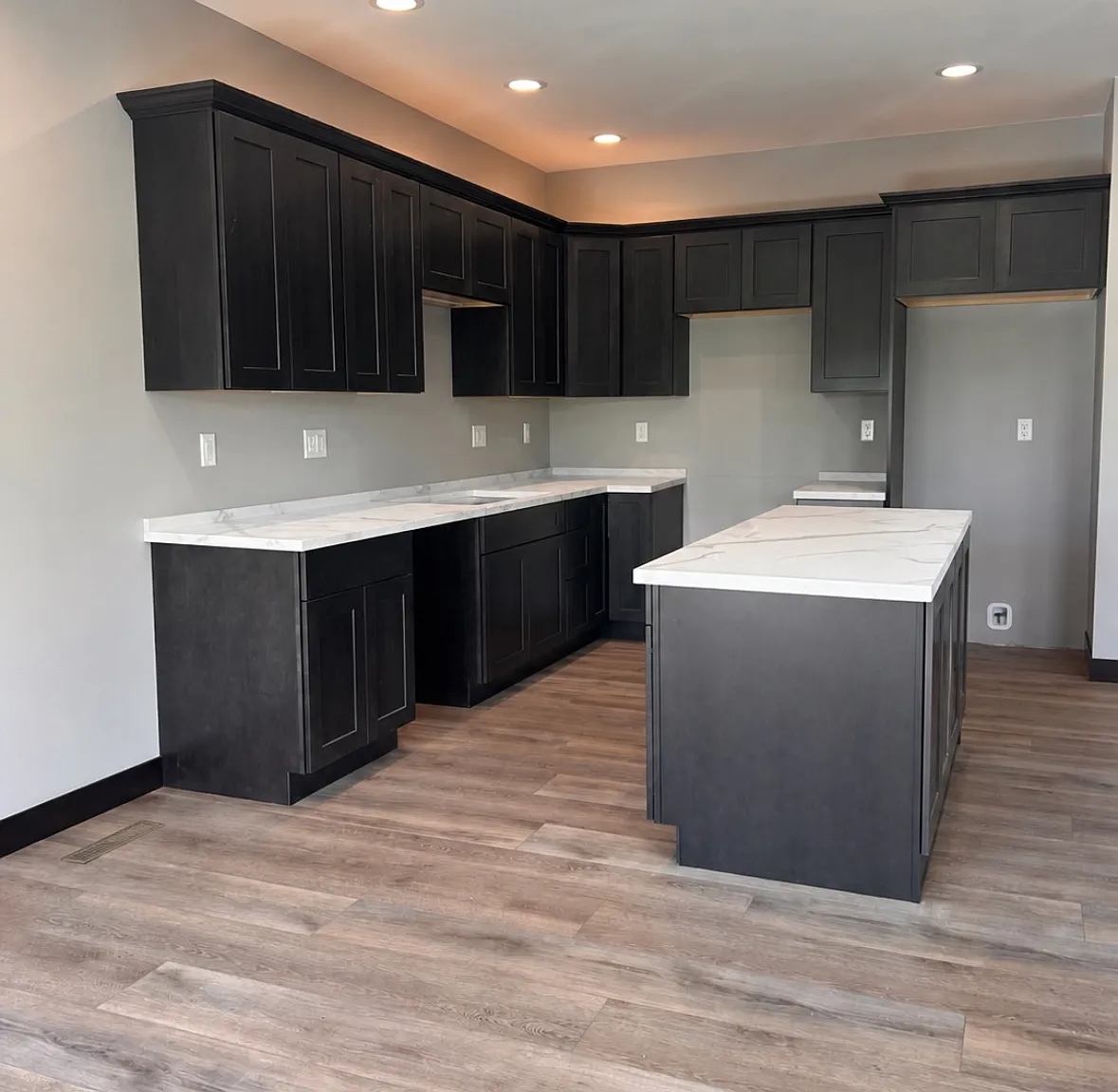 2 bed, 1350 sqft, $1,650 — Photo 3
