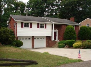 137 Timberlane Dr, Pittsburgh, PA