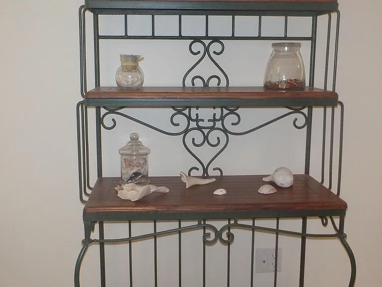 1880 SW Springfield Ct — Photo 38