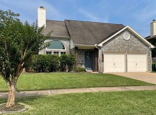 4325 Egret Dr, Seabrook, TX 77586
